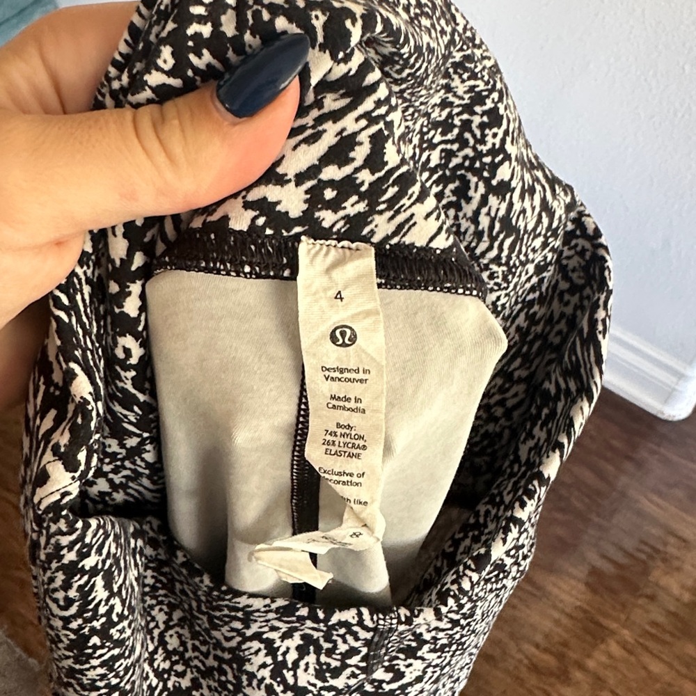 Lululemon Leggings - Picture 4 of 4